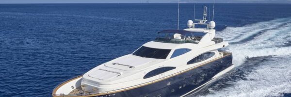 astondoa 102 glx yatch ibiza luxury 134 Ibiza luxury yachts