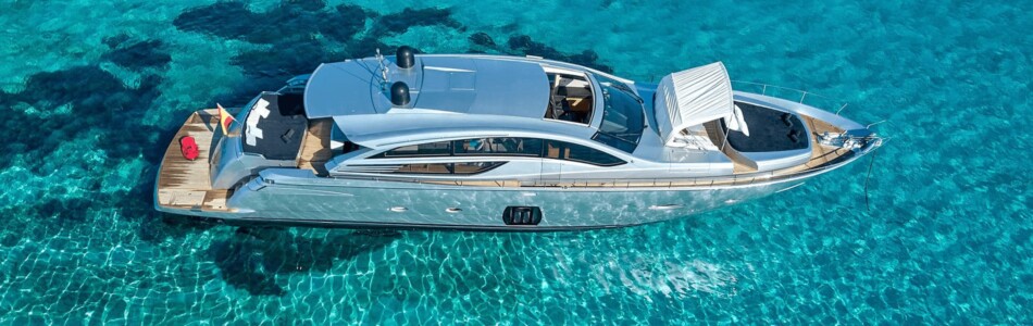 head halley pershing 80 yatch ibiza luxury Ibiza luxury yachts